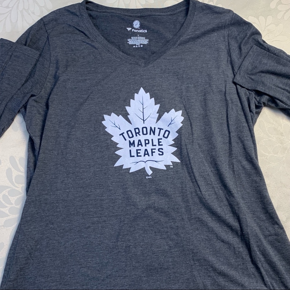 Size L-NHL Toronto Maple Leafs Long Sleeves -shirt